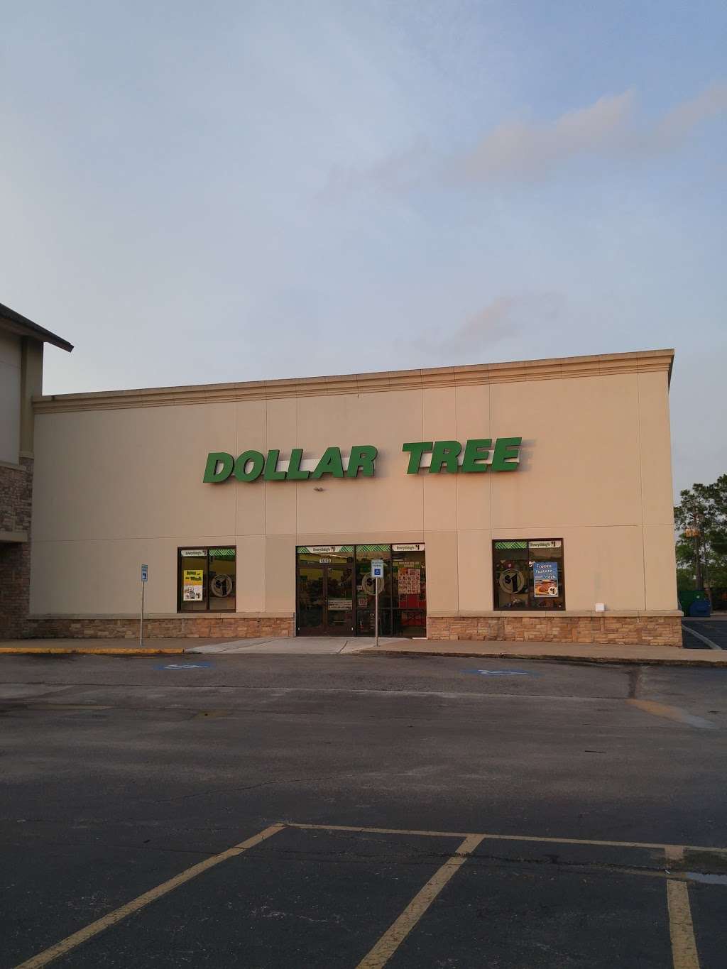 Dollar Tree | 100 Gulf Fwy N ste a, League City, TX 77573, USA | Phone: (281) 332-6507