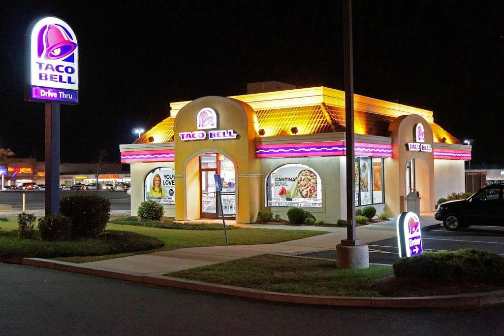 Taco Bell | 3127 Inwood Rd, Dallas, TX 75235, USA | Phone: (214) 350-2897