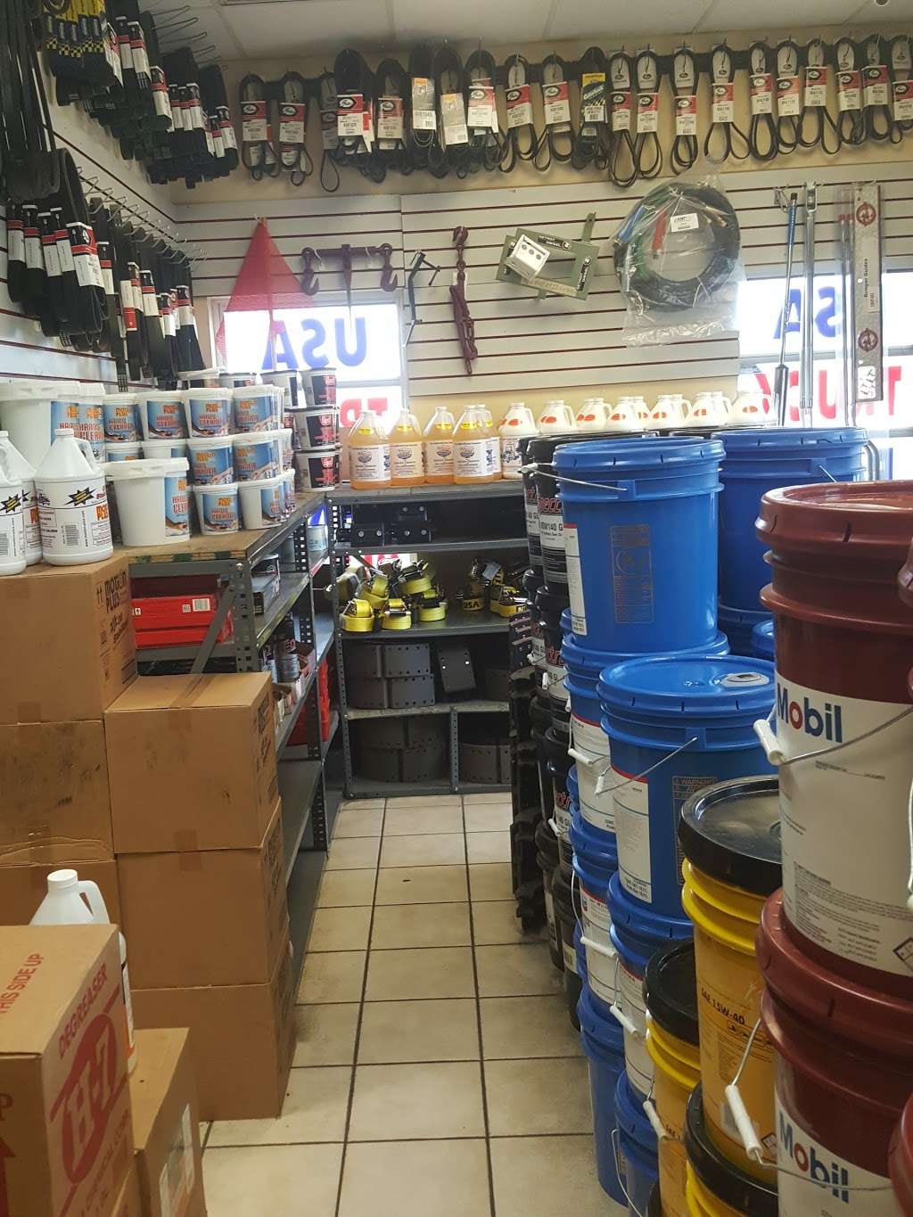 USA Truck Parts & Accessorie | 11204 NW South River Dr, Medley, FL 33178, USA | Phone: (305) 883-7171