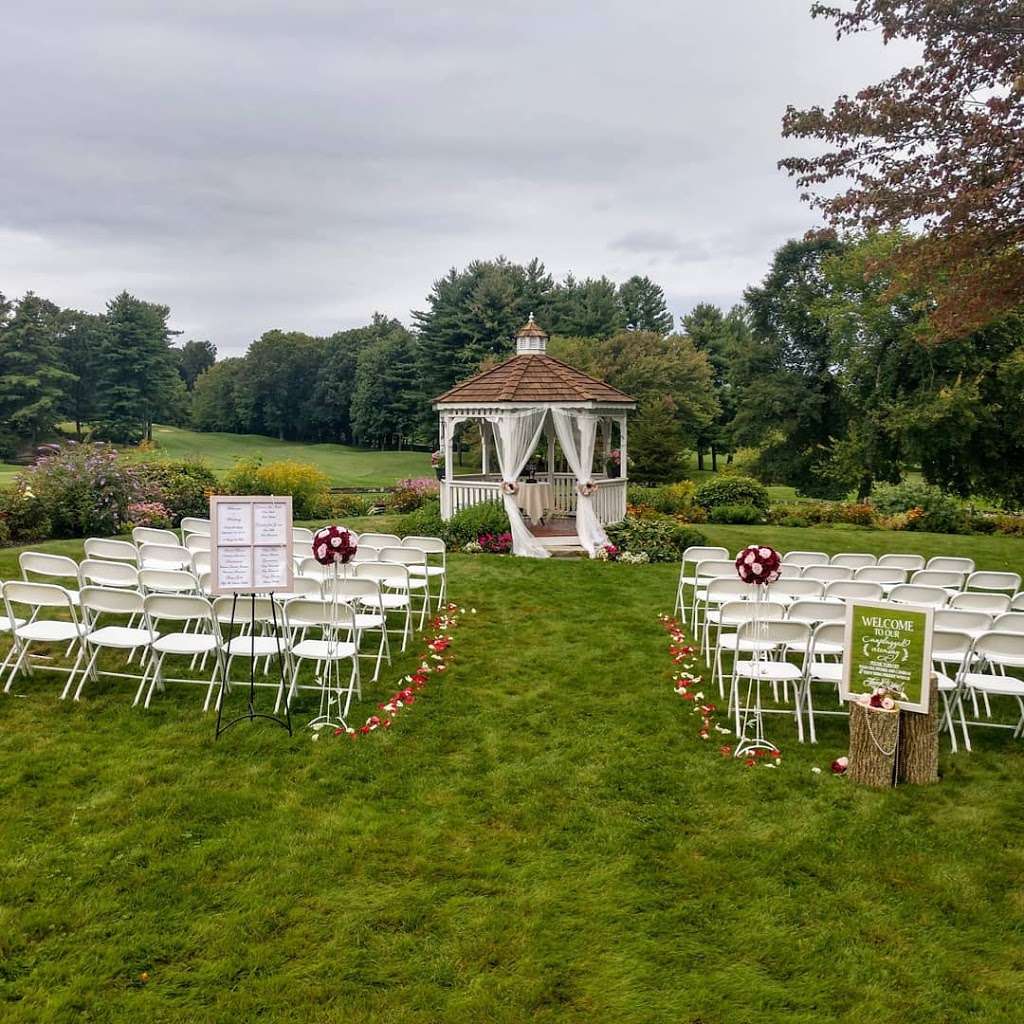 Blissful Meadows Golf Club | 801 Chocolog Rd, Uxbridge, MA 01569, USA | Phone: (508) 278-6110