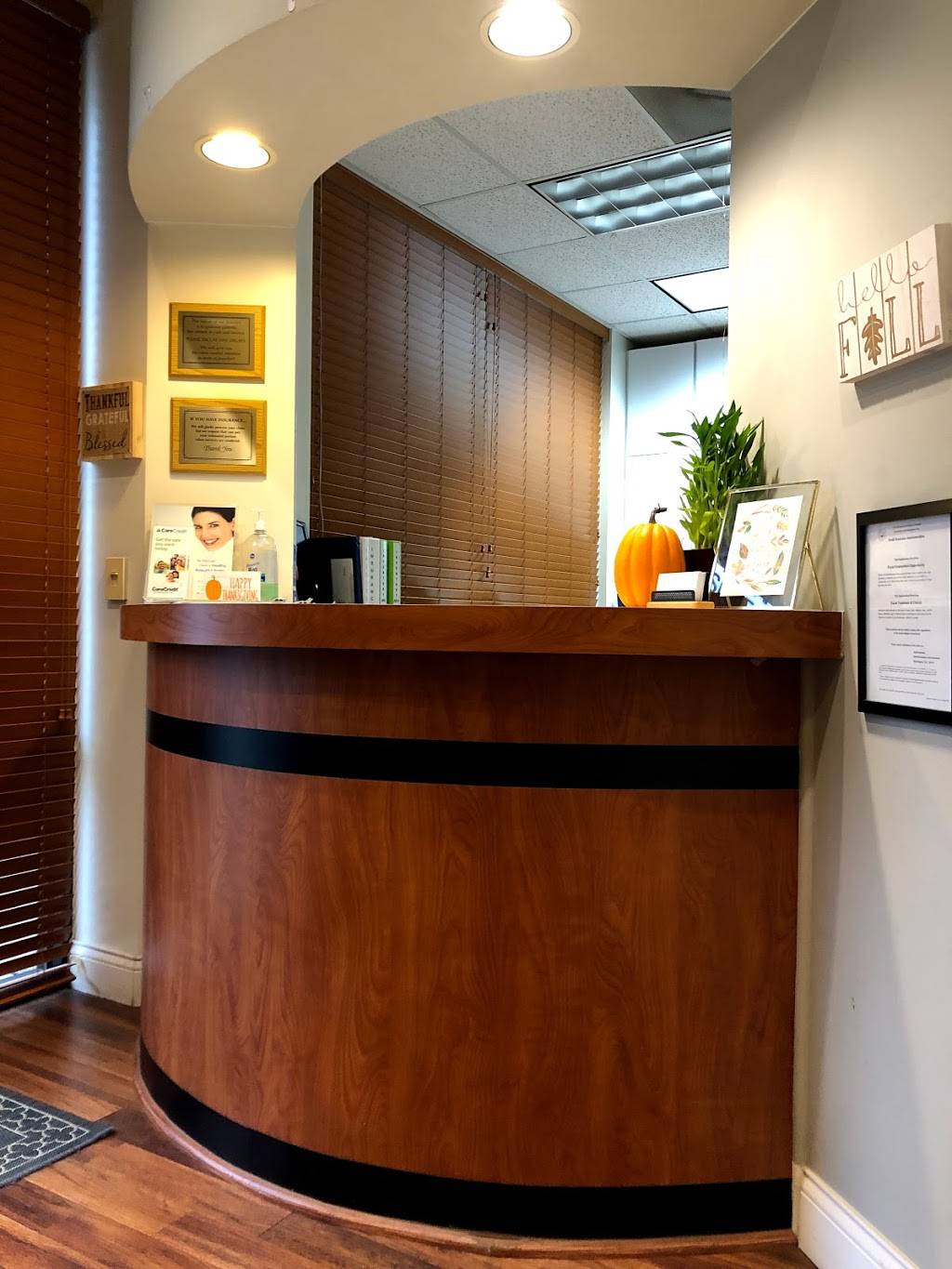 Sugar Land Endodontics: Paul LeTellier Jr DDS, MS | 4647 Sweetwater Blvd # C, Sugar Land, TX 77479, USA | Phone: (281) 340-3636