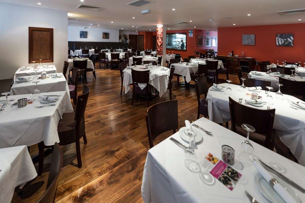 Zari Restaurant & Lounge | 212-214 Ifield Dr, Crawley RH11 0DQ, UK | Phone: 01293 525107