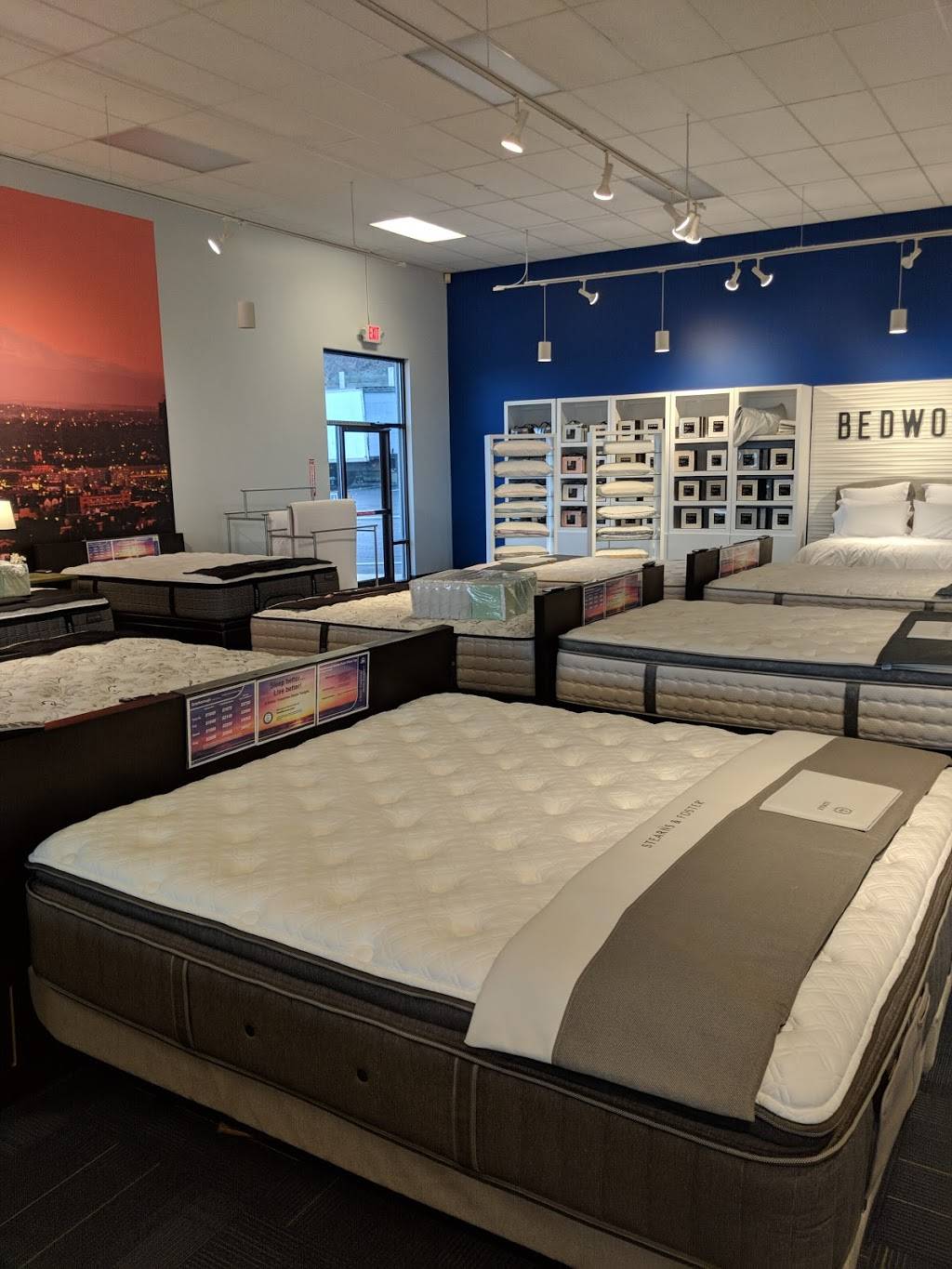 Denver Mattress Company | 4722 E Washington Ave, Madison, WI 53704, USA | Phone: (608) 249-1128