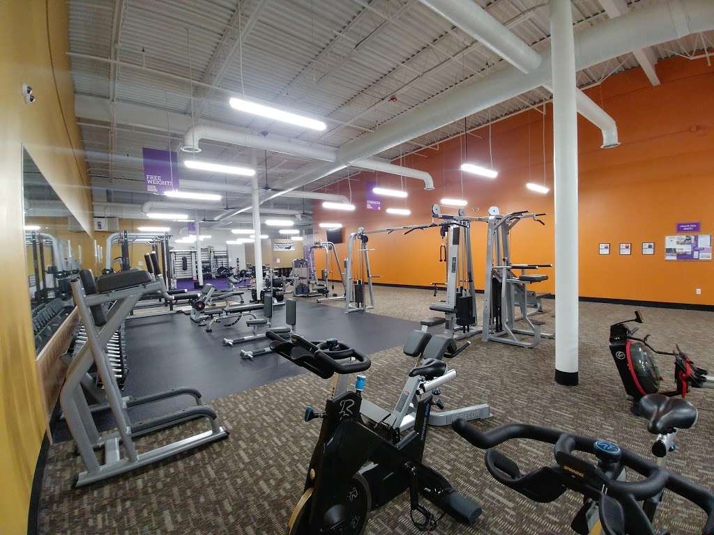 Anytime Fitness | 77 Derry Rd, Hudson, NH 03051, USA | Phone: (603) 204-5455