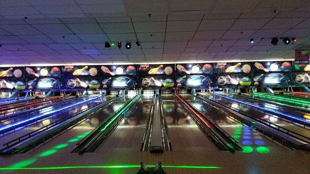 Bowler City | 85 Midtown Bridge St, Hackensack, NJ 07601, USA | Phone: (201) 343-3545