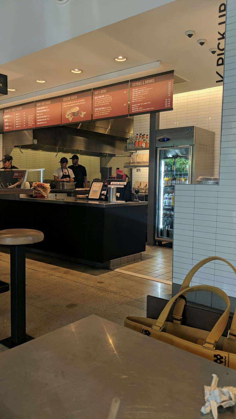 Chipotle Mexican Grill | 3085 College Park Dr, Conroe, TX 77384 | Phone: (936) 271-2088