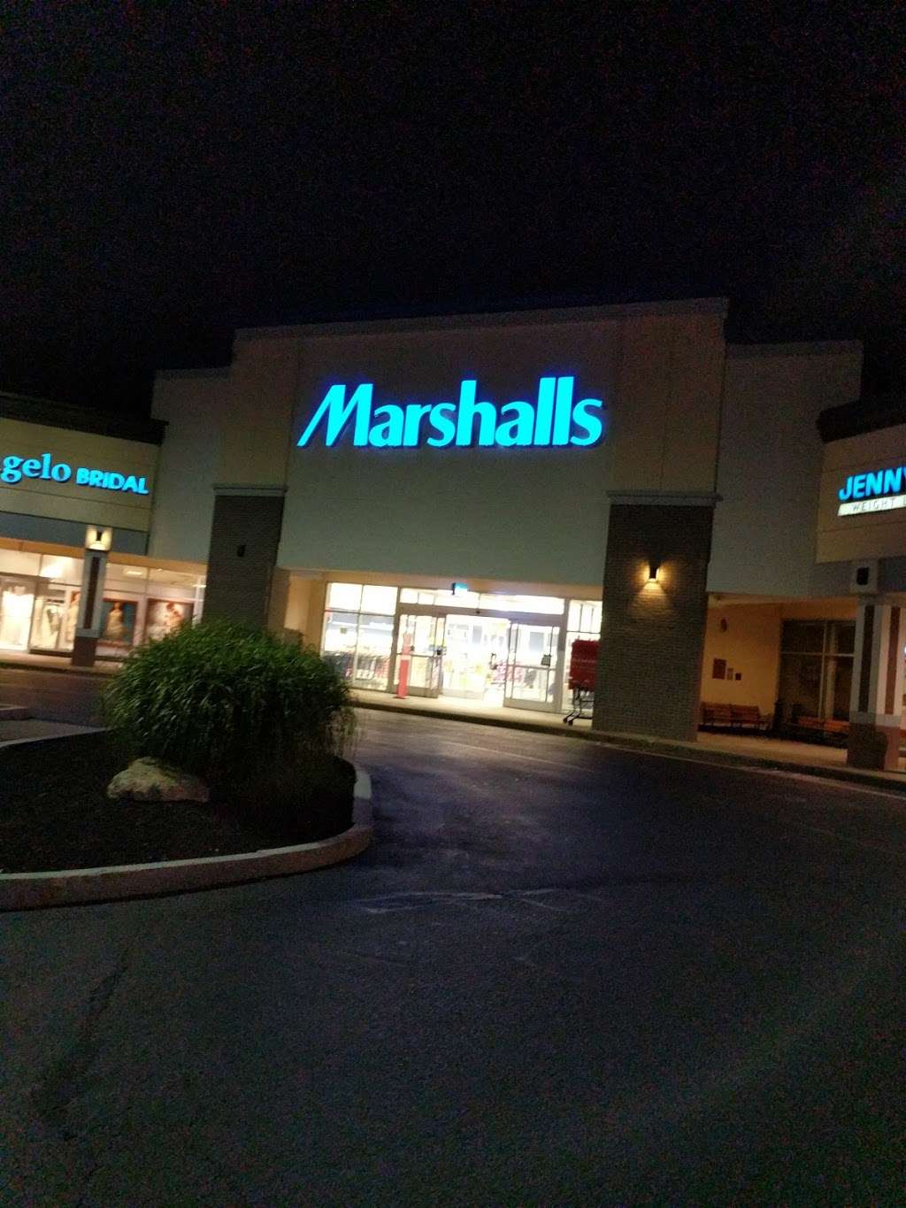 Marshalls | 1250 S Washington St, Attleboro, MA 02760, USA | Phone: (508) 643-1020