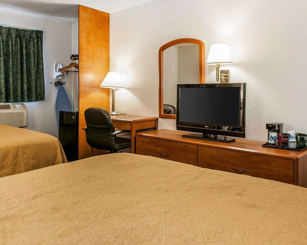 Quality Inn South | 4502 S Harding St, Indianapolis, IN 46217 | Phone: (623) 748-7660