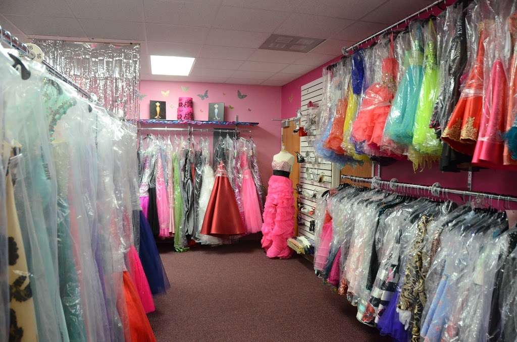 Bliss Bridal and Prom | 165 E Bethel Dr, Bourbonnais, IL 60914 | Phone: (815) 933-1211