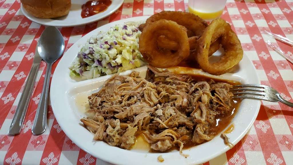 The Wrangler Barbecue | 1644 E Valley Pkwy, Escondido, CA 92027, USA | Phone: (760) 746-2399