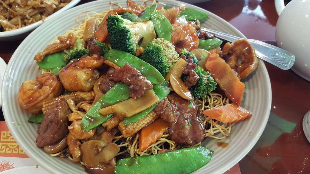 Peking Chef | 6420 Freetown Rd, Columbia, MD 21044 | Phone: (410) 531-2828