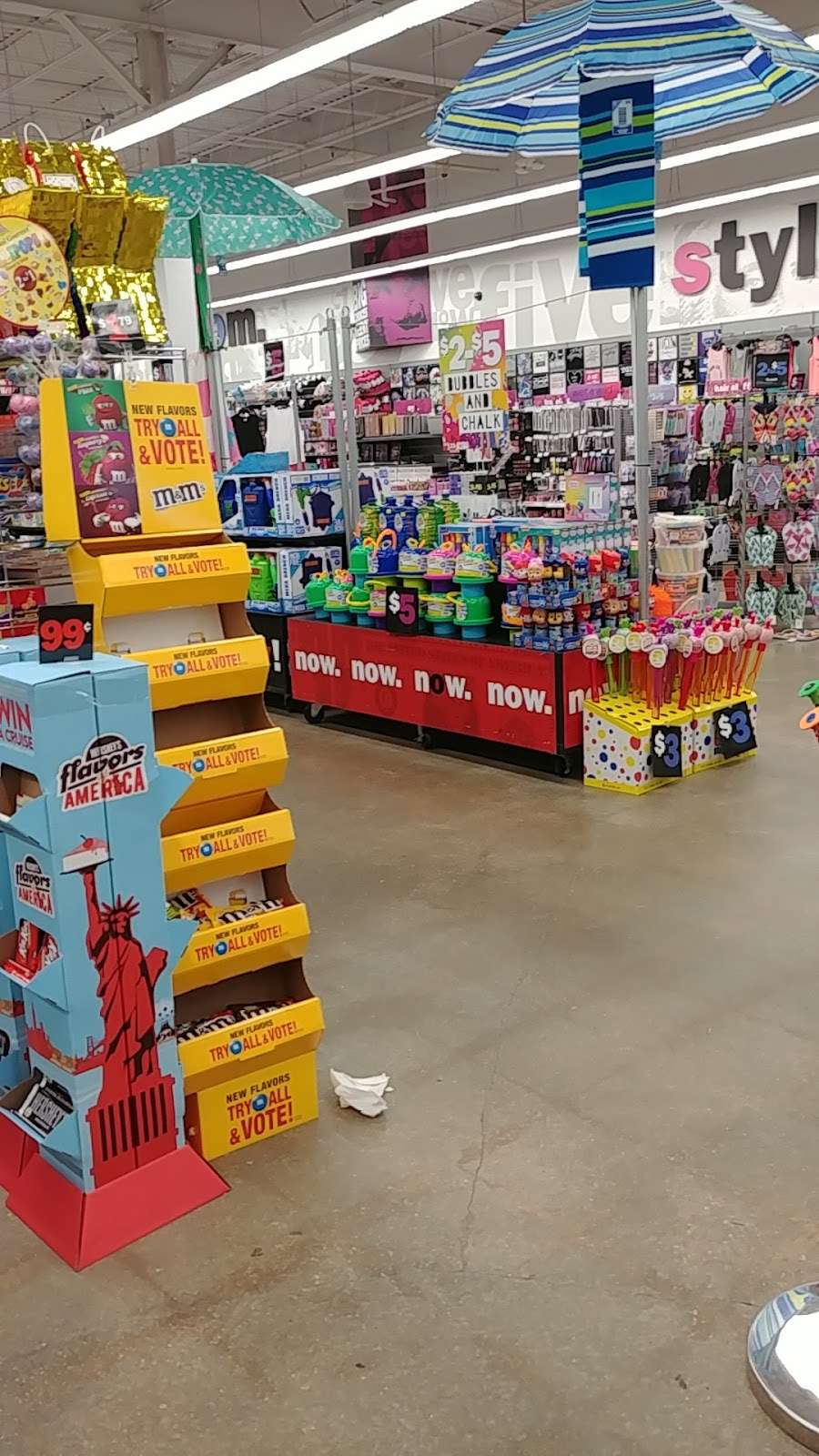 Five Below | 15 U.S. 9, Manalapan Township, NJ 07726 | Phone: (732) 577-0326