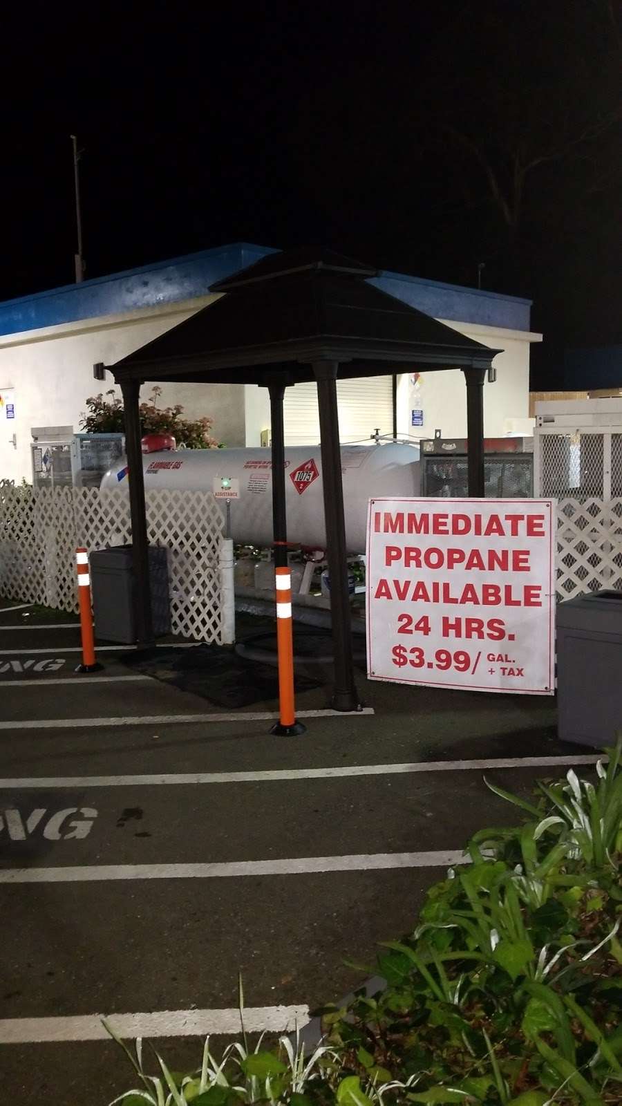 Chevron | 580 Redwood Hwy, Mill Valley, CA 94941, USA | Phone: (415) 388-8338