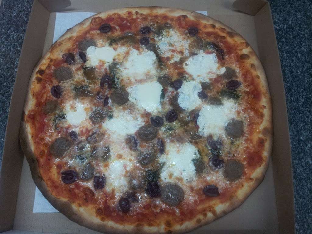 Target Pizza | 5200 Washington St, Boston, MA 02132 | Phone: (617) 323-4400