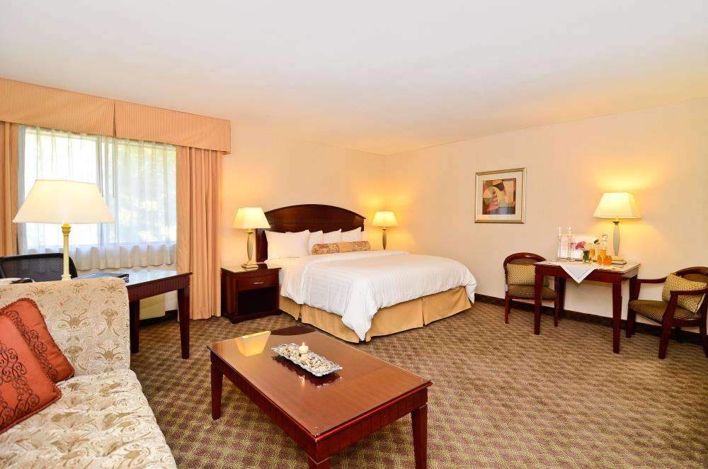 Best Western Plus West Covina Inn | 3275 E Garvey Ave N, West Covina, CA 91791, USA | Phone: (626) 915-1611