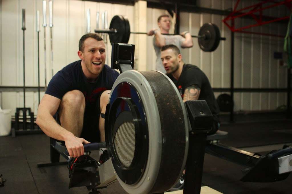 Crossfit Devils Path | Unit 1, Warlingham Court Farm, Tithepit Shaw lane, Warlingham CR6 9AT, UK | Phone: 07730 521545