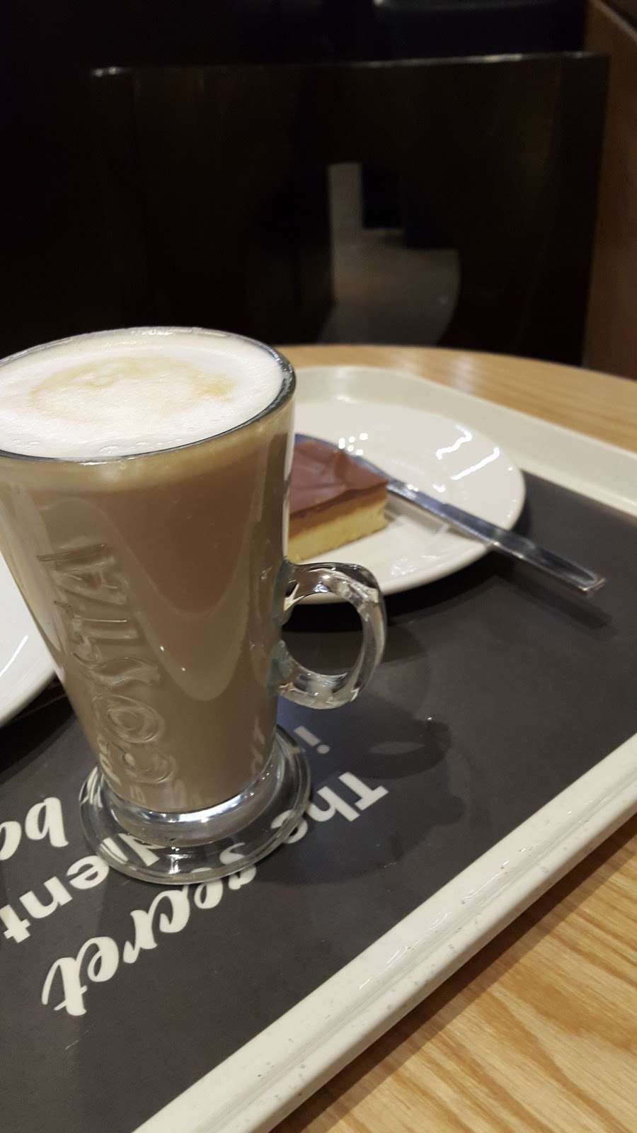 Costa Coffee | 518-520, London Rd, Sutton SM3 8HW, UK | Phone: 020 8641 7018