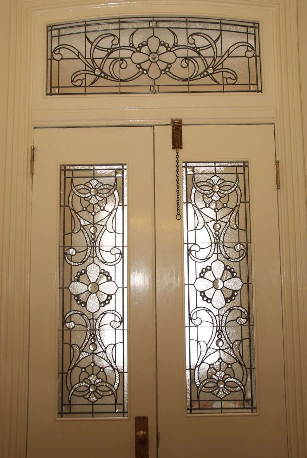 Milano Glassworks | 211 W Baltimore Pike, Clifton Heights, PA 19018, USA | Phone: (610) 348-8985