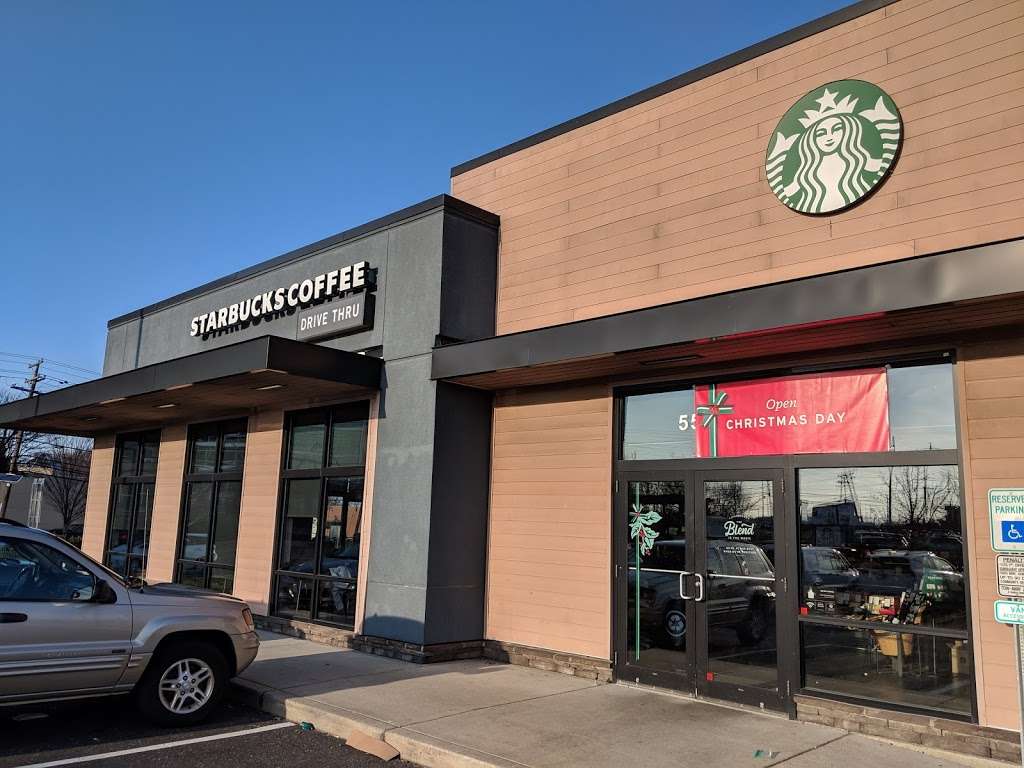 Starbucks | 550 Fellowship Rd, Mt Laurel Township, NJ 08054, USA | Phone: (856) 222-0328