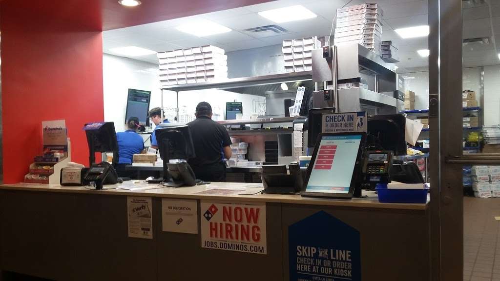 Dominos Pizza | 3602 E Indian School Rd, Phoenix, AZ 85018, USA | Phone: (602) 957-8377