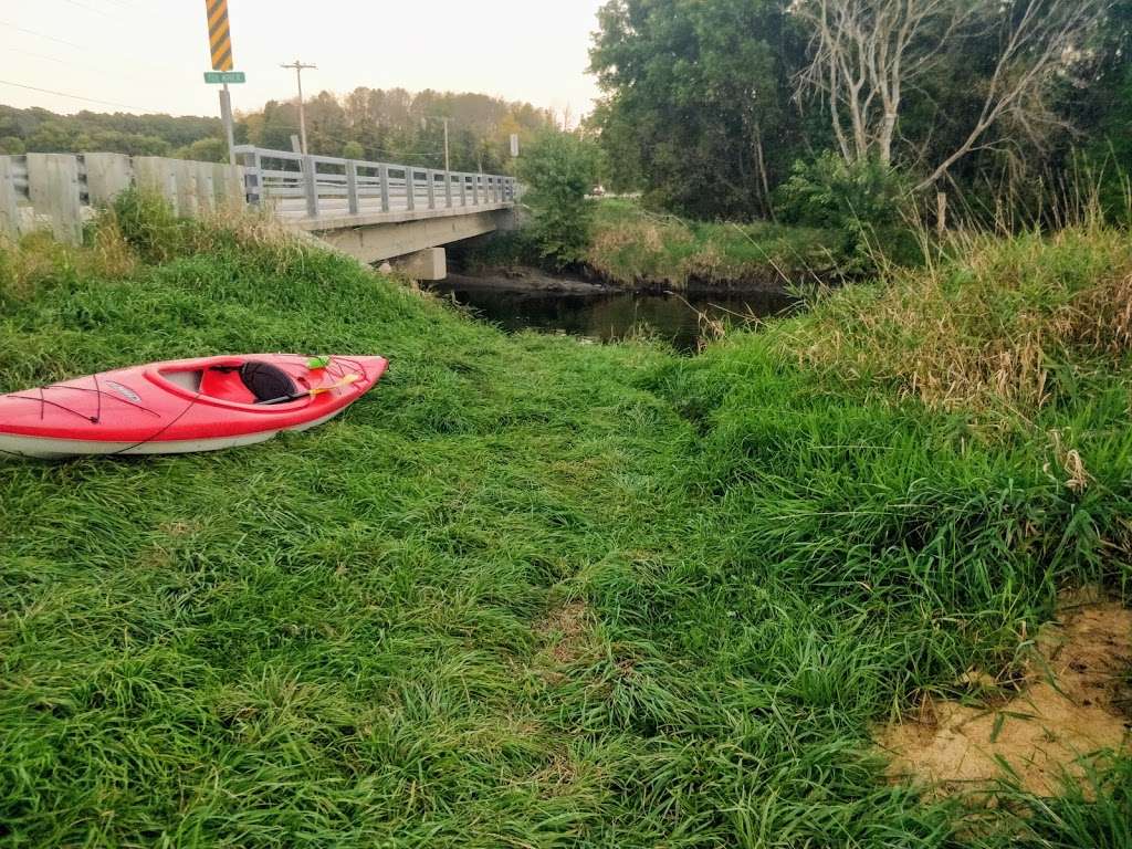 Kayak/canoe launch | Waukesha, WI 53189