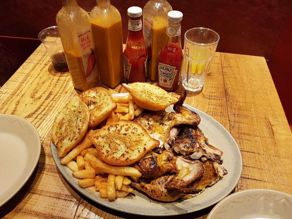 Nandos | 224-226 Upper Tooting Rd, London SW17 7EW, UK | Phone: 020 8682 2478