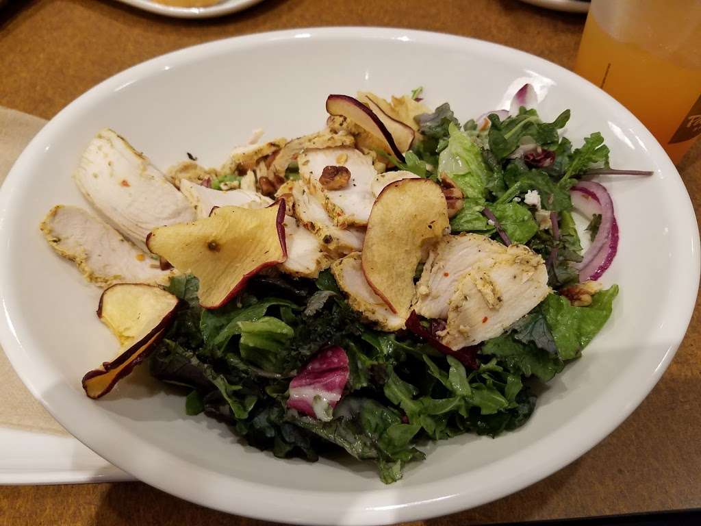 Chilis Grill & Bar | 17419 US-441, Mt Dora, FL 32757, USA | Phone: (352) 589-4002