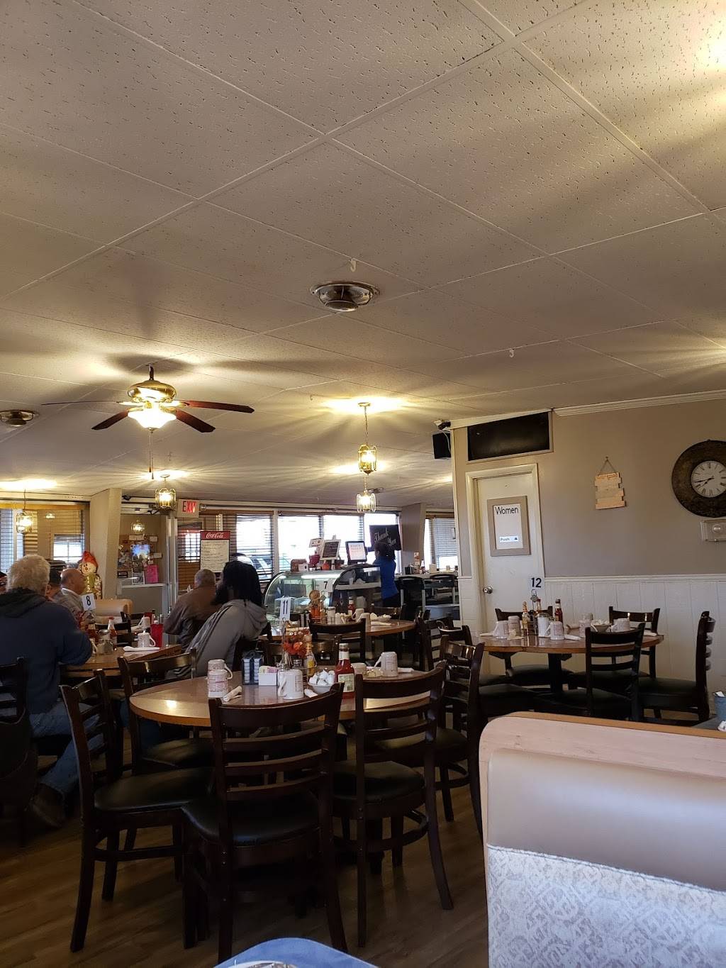 Uncle Johns | 1053 Logan Ave, Belvidere, IL 61008, USA | Phone: (815) 547-4000