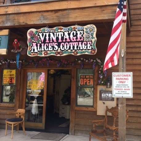 Alices Vintage Cottage | 1255 Apple Ave, Wrightwood, CA 92397, USA | Phone: (909) 800-1687