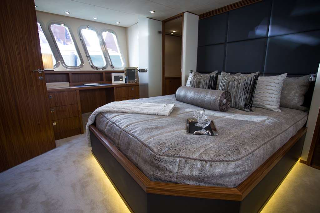 Mazarin Yachts USA | 809 NE 3rd St, Dania Beach, FL 33004, USA | Phone: (954) 589-2083