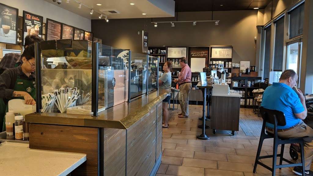 Starbucks | 901 S Coast Dr, Costa Mesa, CA 92626, USA | Phone: (714) 429-1782