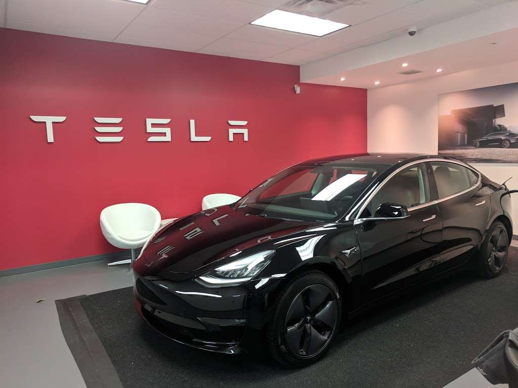 Tesla | 3555 Manchester Trafficway, Kansas City, MO 64129, USA | Phone: (816) 861-0805