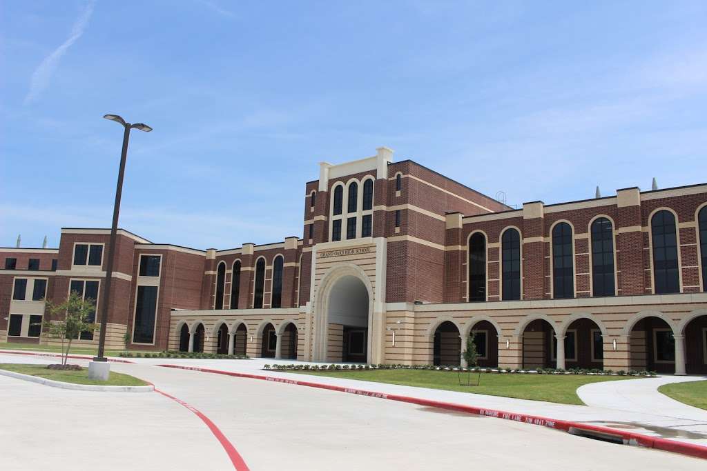 Grand Oaks High School | 4800 Riley Fuzzel Rd, Spring, TX 77386 | Phone: (281) 939-0000