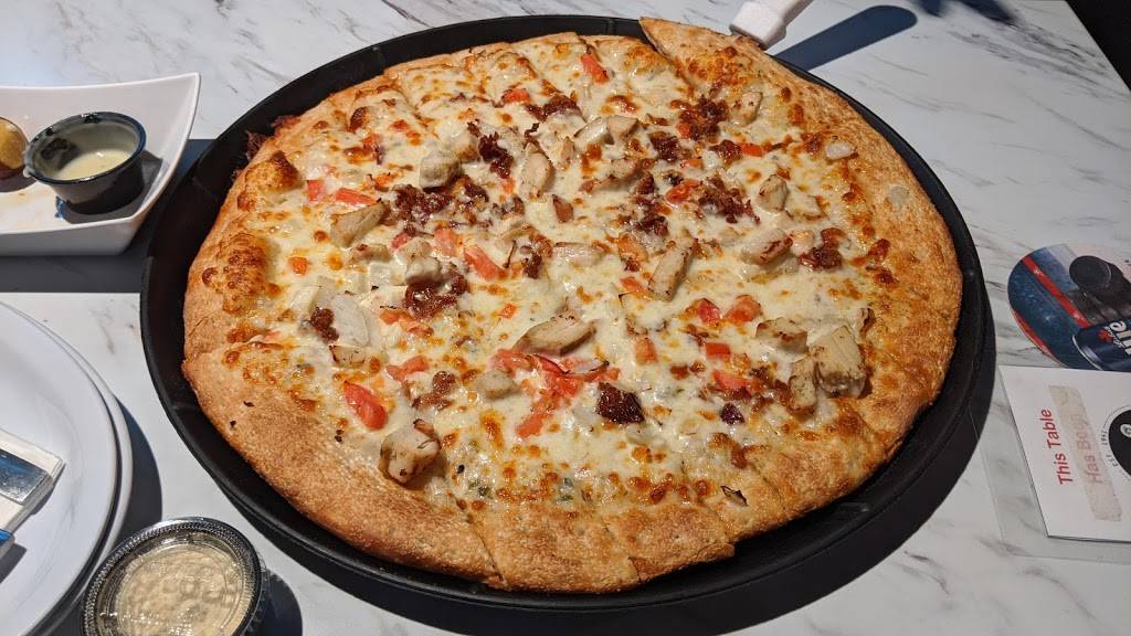 Village Inn | 4984 N Holland Sylvania Rd, Sylvania, OH 43560, USA | Phone: (419) 841-5100