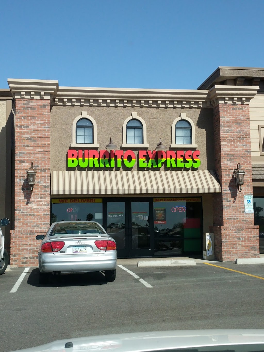 Burrito Express Gilbert | 1605 S Gilbert Rd, Gilbert, AZ 85295 | Phone: (480) 398-2479