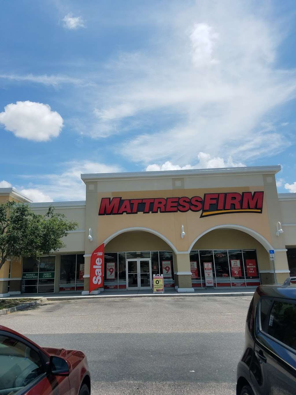 Mattress Firm Clermont East | 2575 E, FL-50, Clermont, FL 34711, USA | Phone: (352) 536-1888