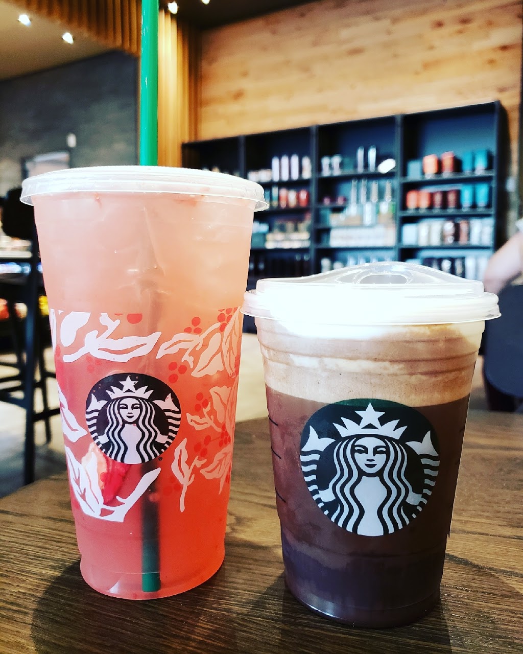 Starbucks | 1427 E Broadway St, Pearland, TX 77581, USA | Phone: (832) 392-9412