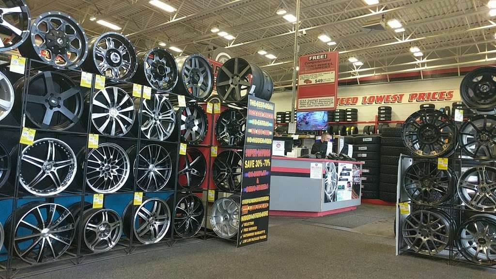 Town Fair Tire | 105 S Broadway, Salem, NH 03079, USA | Phone: (603) 896-6310