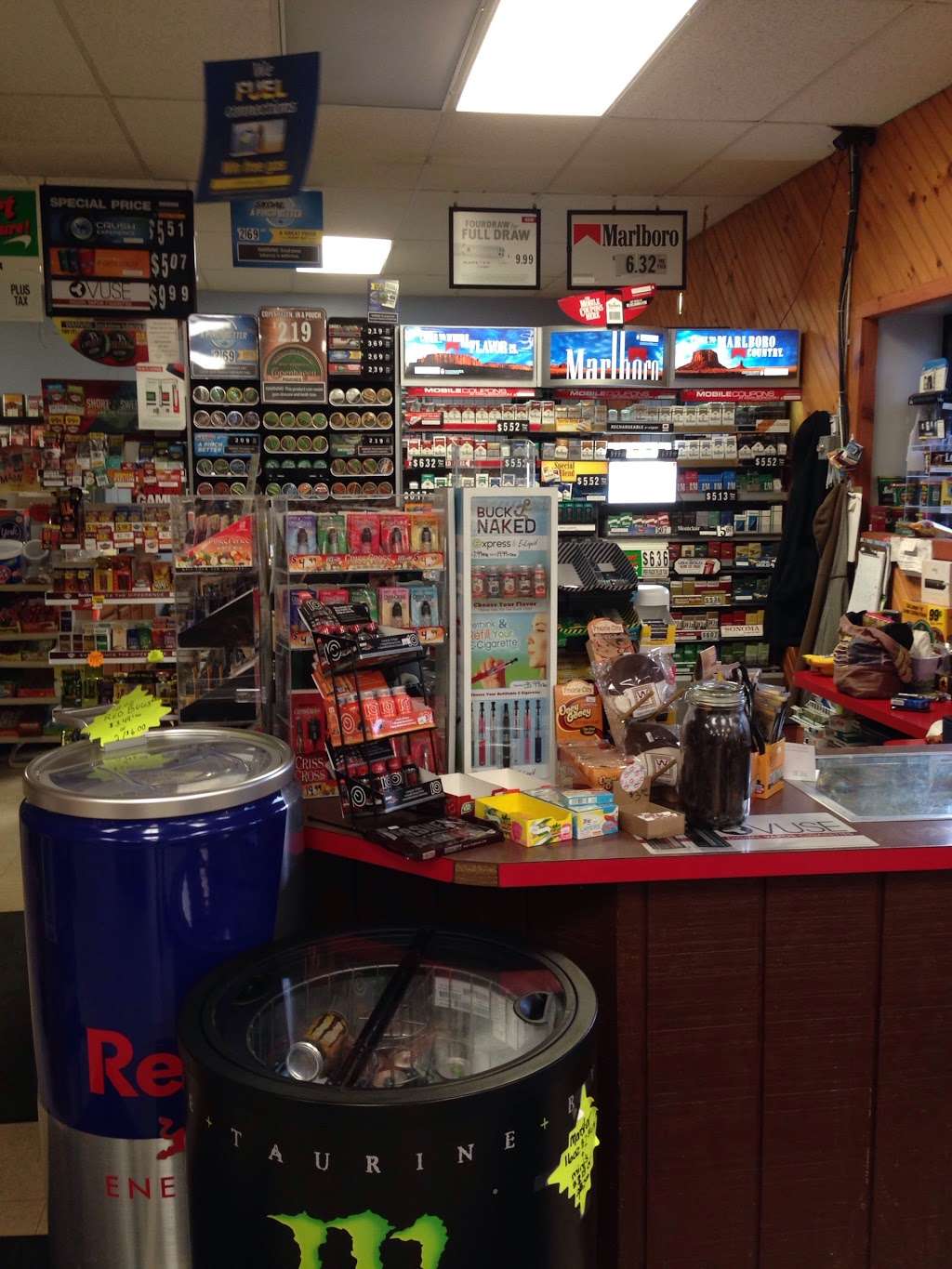 T Js One Stop | 218 Carbon St, Weatherly, PA 18255 | Phone: (570) 427-2345