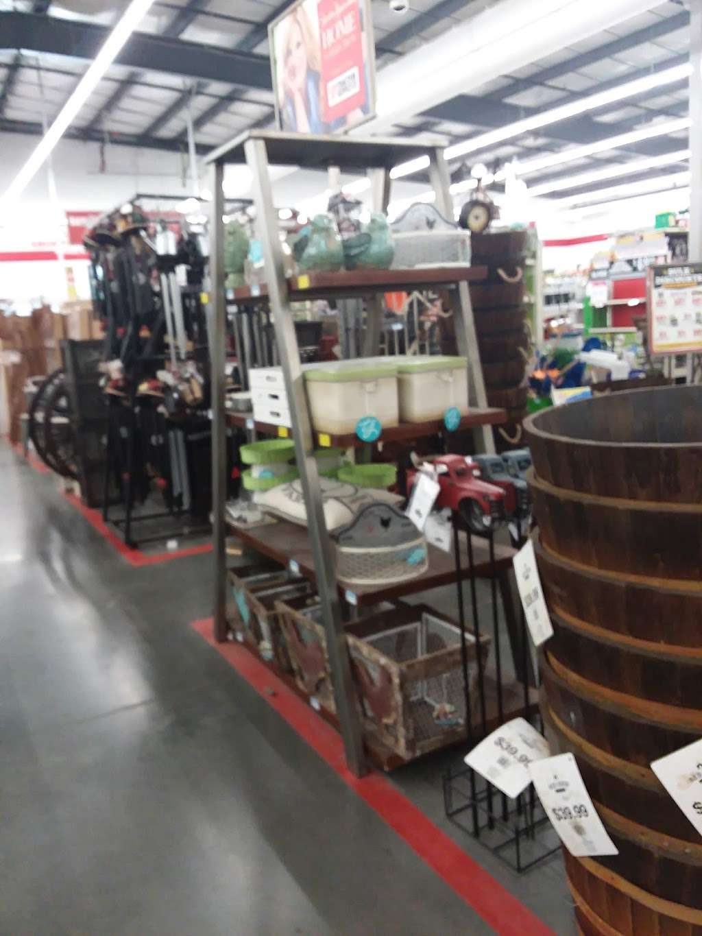 Tractor Supply Co. | 8986 Courthouse Rd, Louisa, VA 23093, USA | Phone: (540) 967-2365