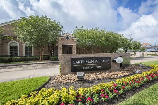 Earthman Bellaire Funeral Home | 4525 Bissonnet St, Bellaire, TX 77401, USA | Phone: (713) 667-6505