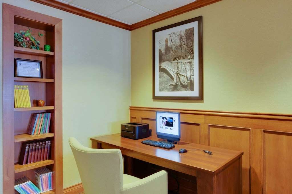 Hampton Inn Bordentown | 2004 US-206, Bordentown, NJ 08505, USA | Phone: (609) 298-4000