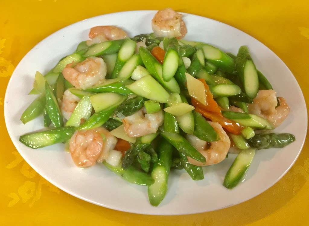 Fortune House Chinese Cuisine | 6031 San Vicente Blvd, Los Angeles, CA 90036, USA | Phone: (323) 936-6133