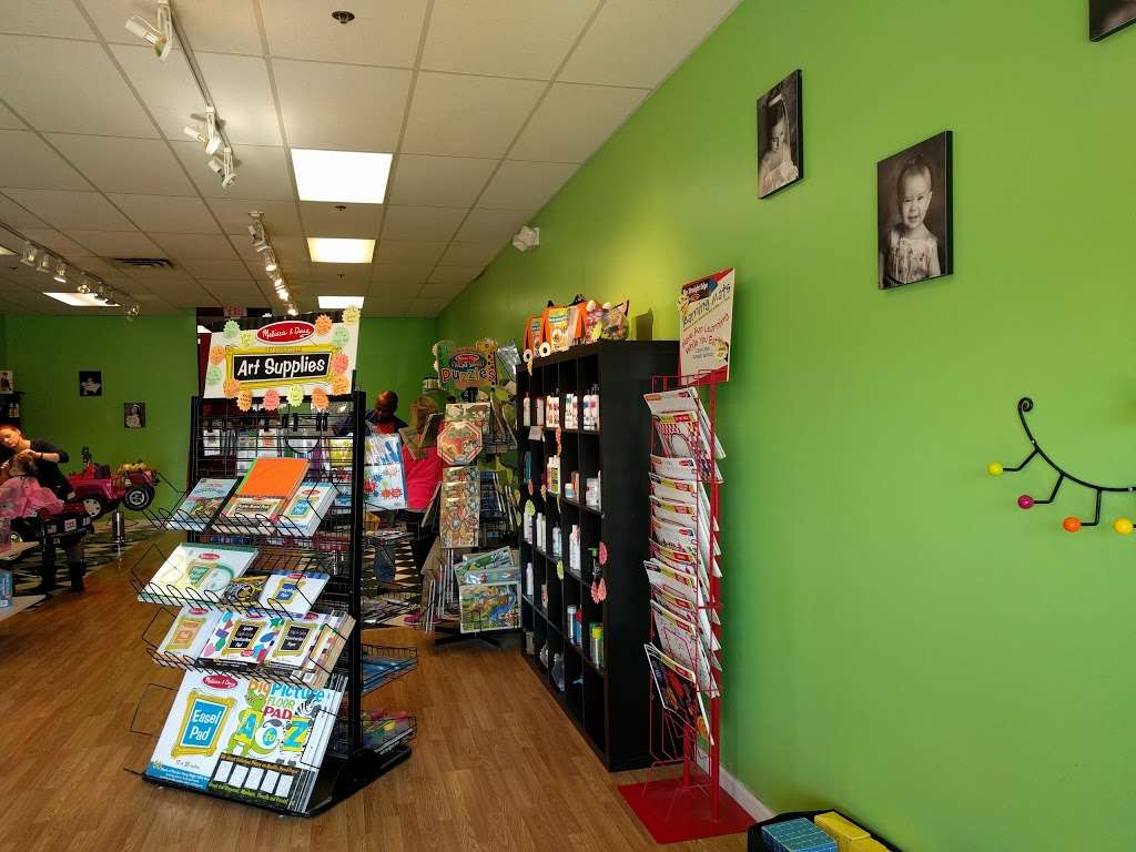 Sharkeys Cuts For Kids - New Britain PA | 418 Town Center, New Britain, PA 18901, USA | Phone: (215) 348-8528