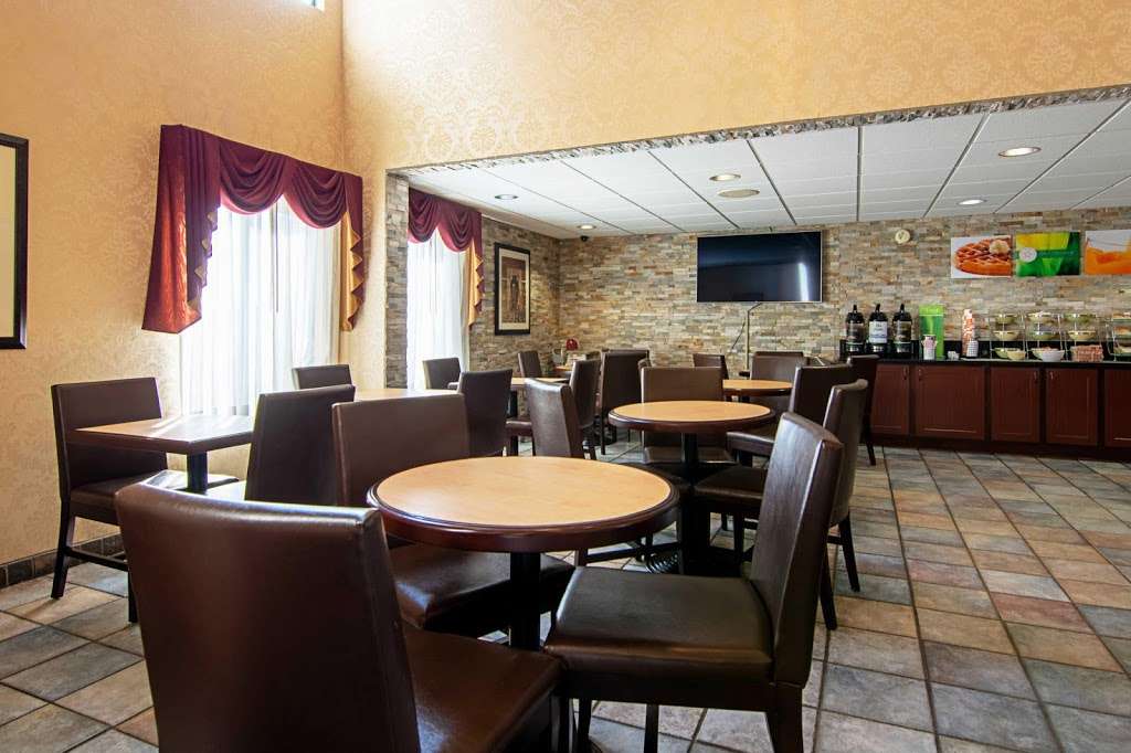 Quality Inn & Suites | 3041 Lancaster Hwy, Richburg, SC 29729, USA | Phone: (803) 789-7100