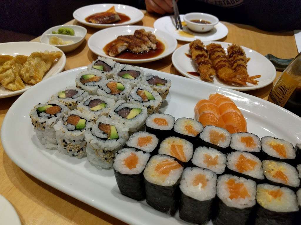 Sushi Cafe | 555 Battersea Park Rd, London SW11 3BL, UK | Phone: 020 7228 7011