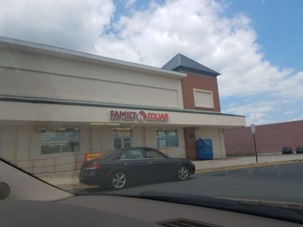 Family Dollar | 4331 Governor Printz Blvd, Wilmington, DE 19802, USA | Phone: (302) 764-5162