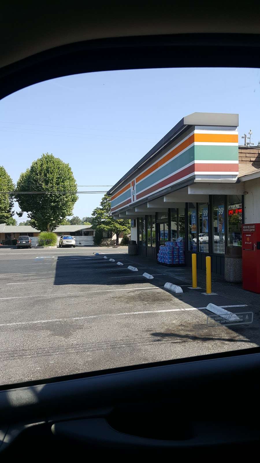 7-Eleven | 18000 Railroad Ave, Sonoma, CA 95476, USA | Phone: (707) 996-3344