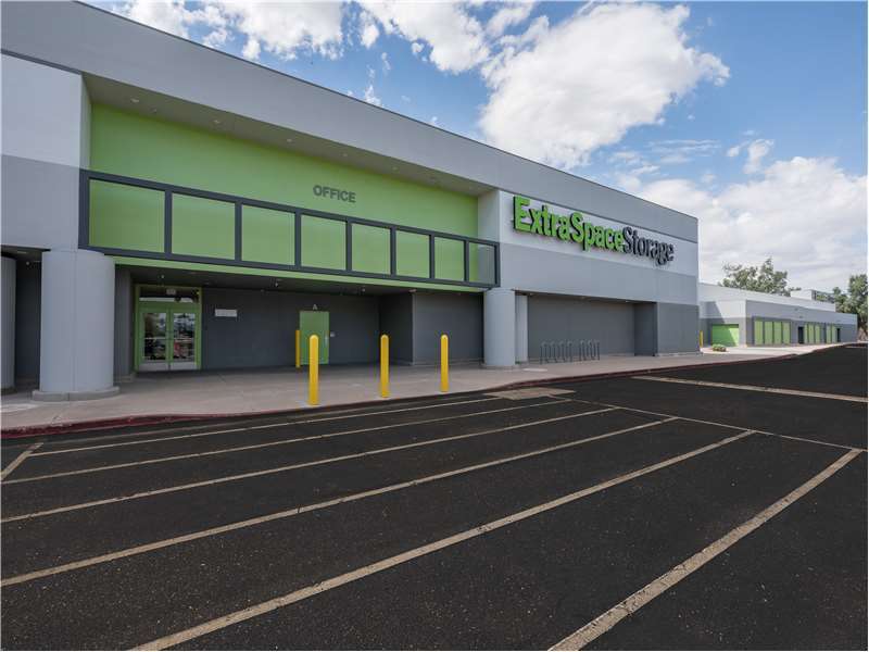 Extra Space Storage | 2150 N Arizona Ave, Chandler, AZ 85225, USA | Phone: (480) 400-7810