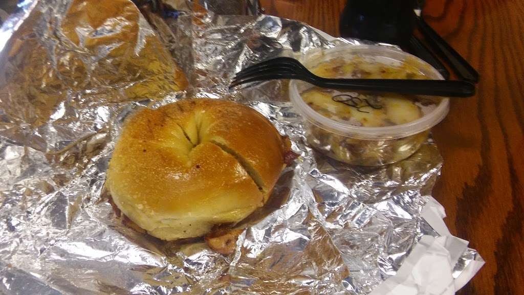 All American Bagel & Barista II | 20-10 Cross Bay Blvd, Broad Channel, NY 11693, USA | Phone: (718) 945-2233